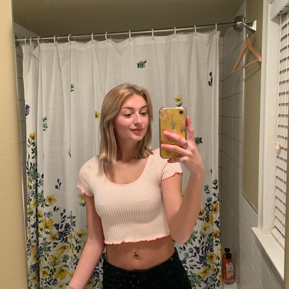 crop top